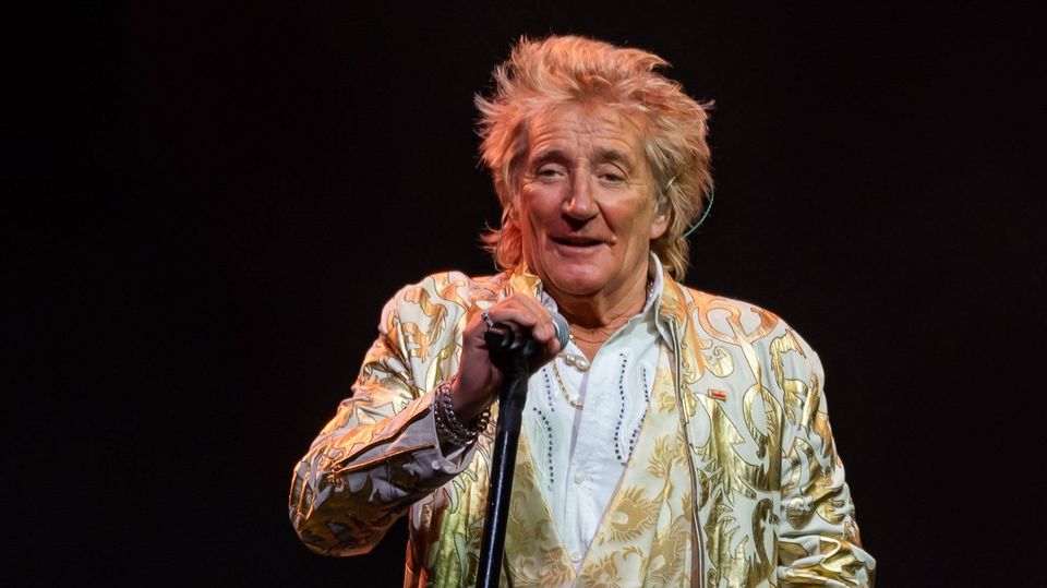 Rod Stewart: Facts about his amazing career through the years (2026)