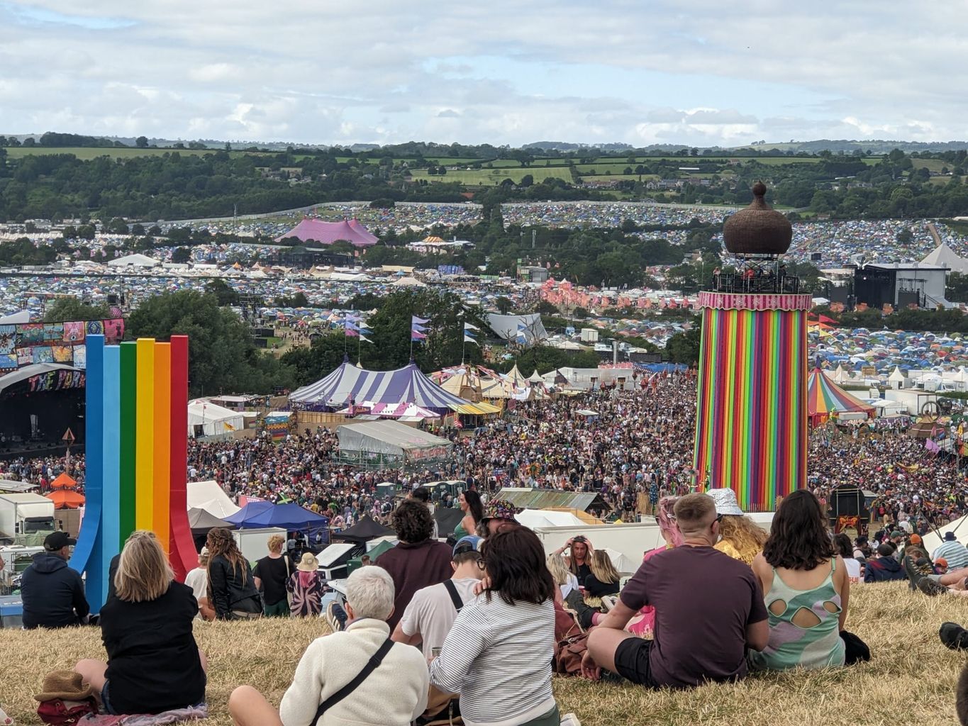 Glastonbury 2025 tickets sellout in minutes