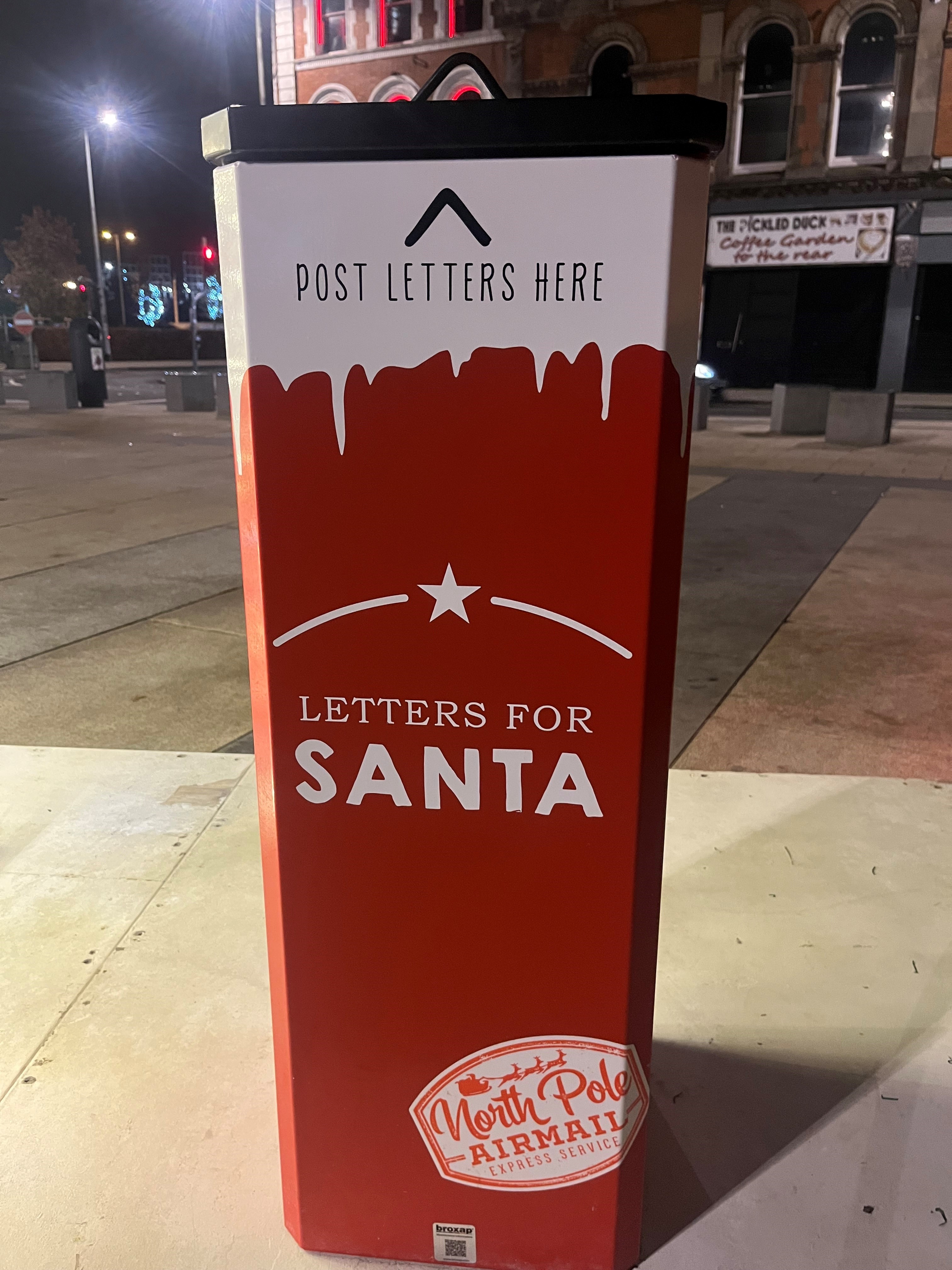 Santa installs express Post Box to North Pole | News - Downtown Radio