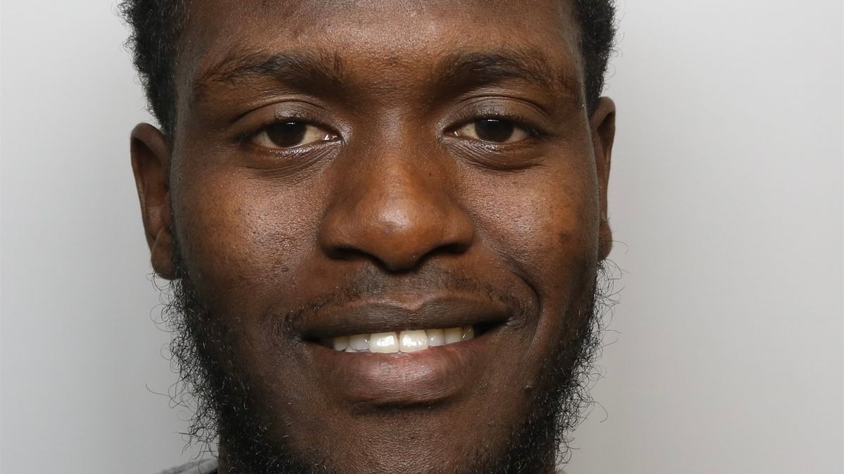 Two men jailed for drug supply offences in Reading