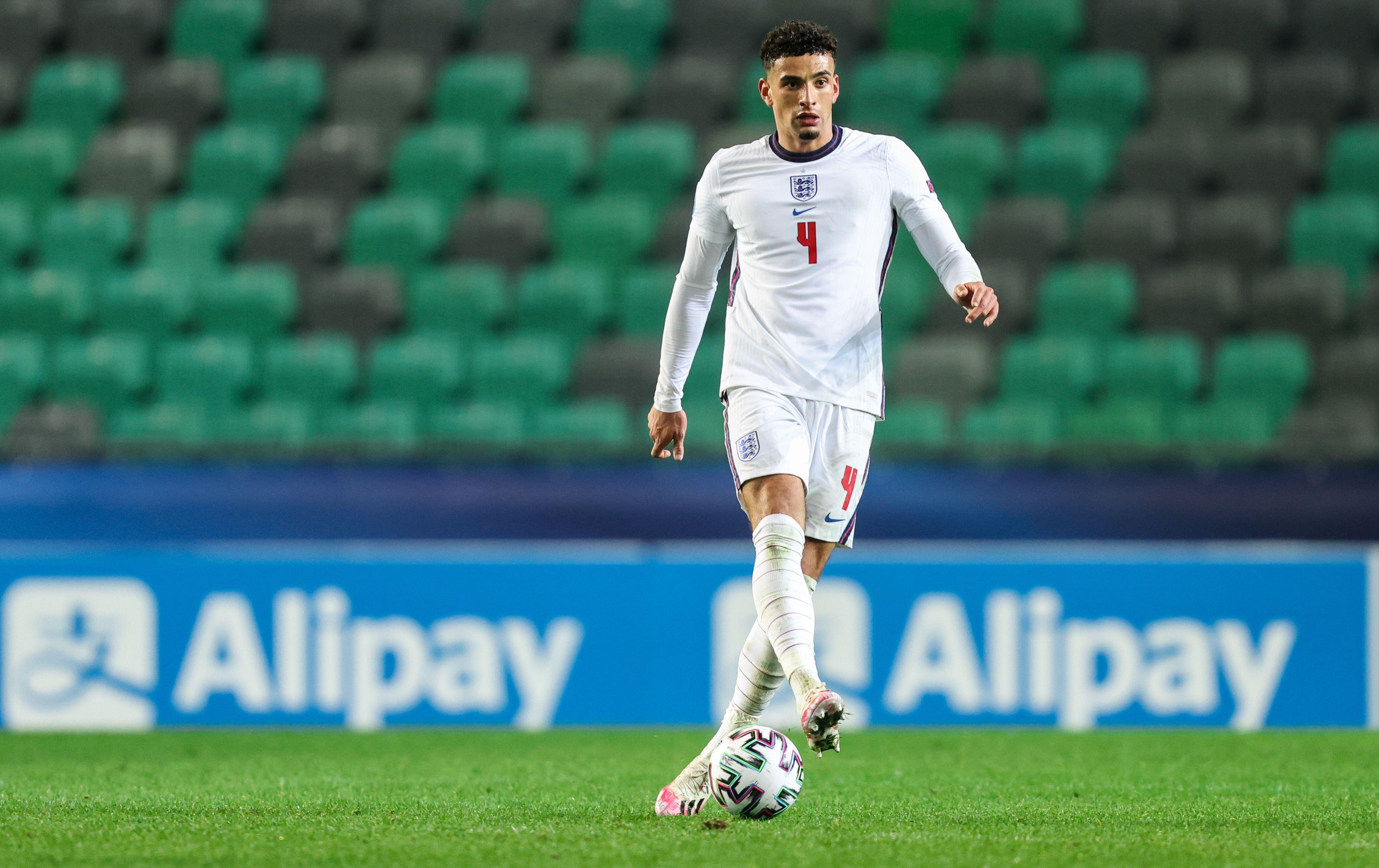 Defender Ben Godfrey joins Ipswich Town