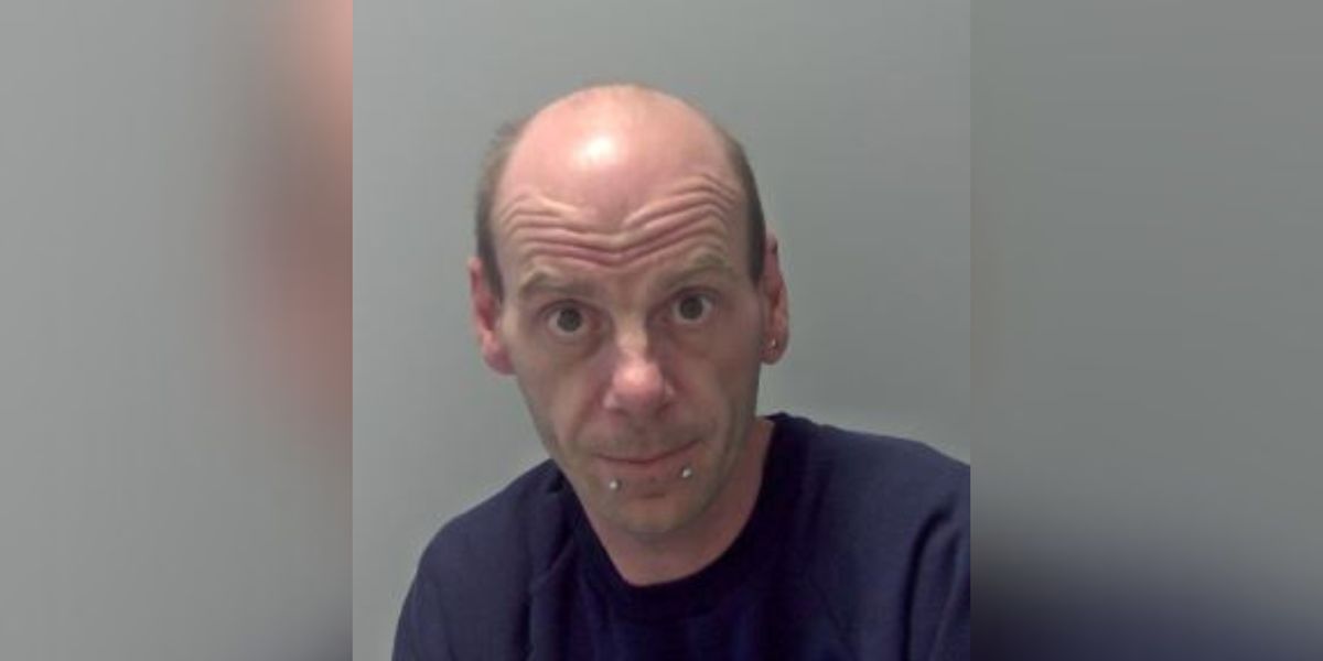 Man jailed for nearly six years after setting fire to two properties in ...