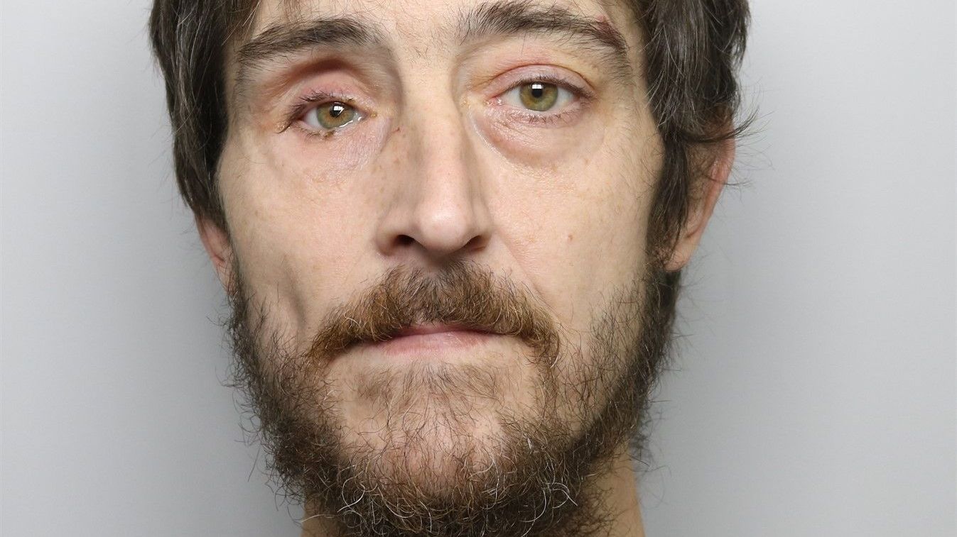 Billy Harding Robbery Robber jailed after threatening man with scissors in Wakefield | News ...