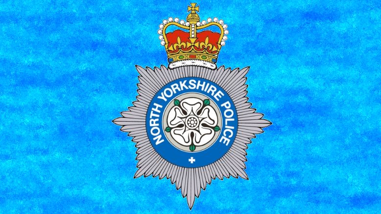 Man wanted after exposing himself to teenage girl in Scarborough