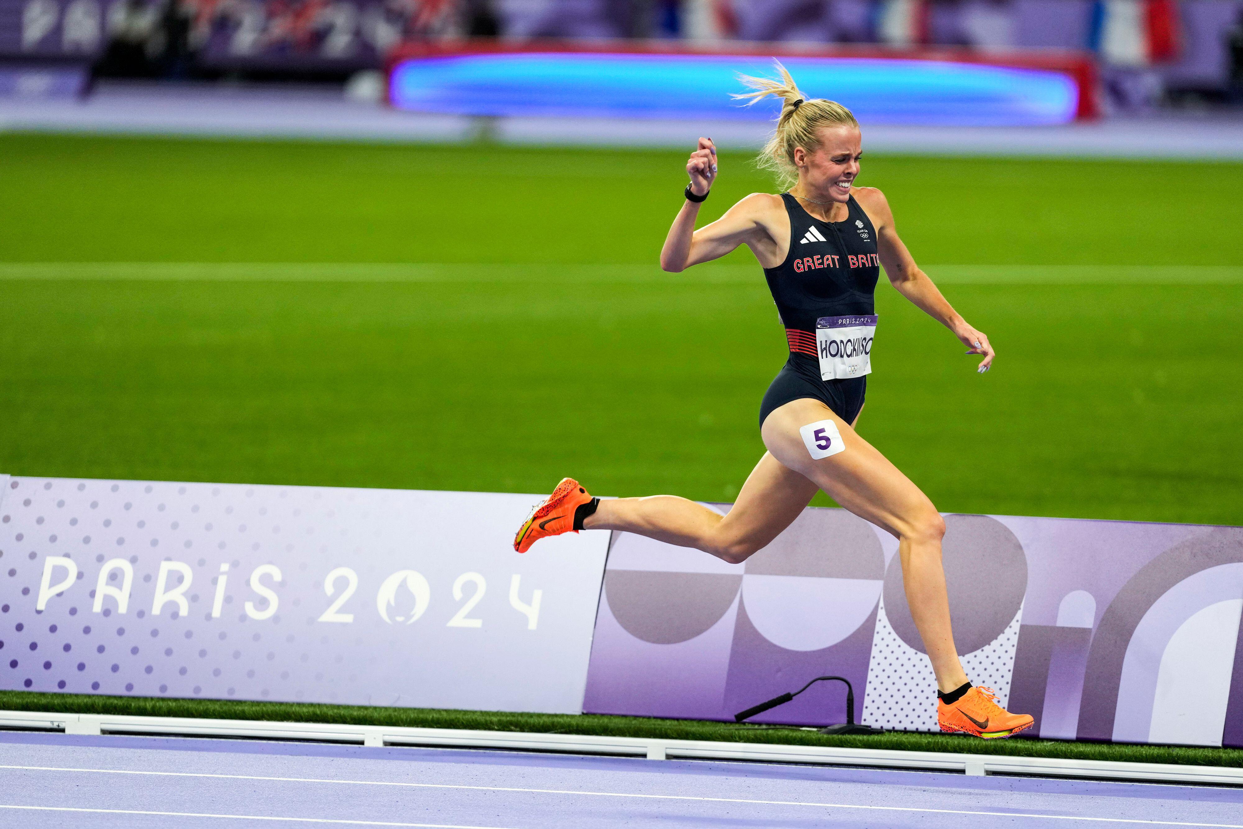 keely-hodgkinson-pulls-out-of-record-attempt-due-to-injury