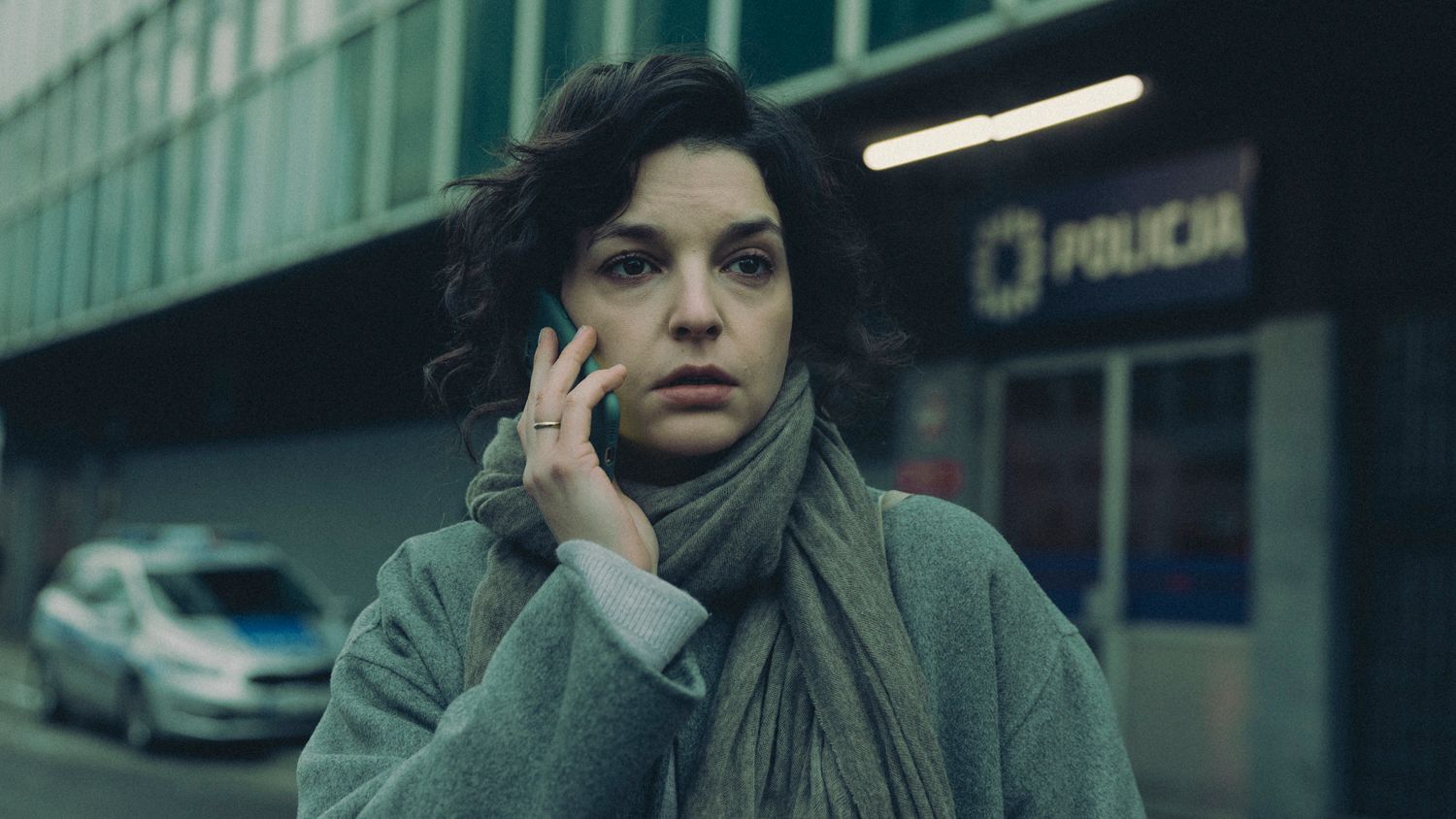 A new harlan coben series called just one look just landed on netflix