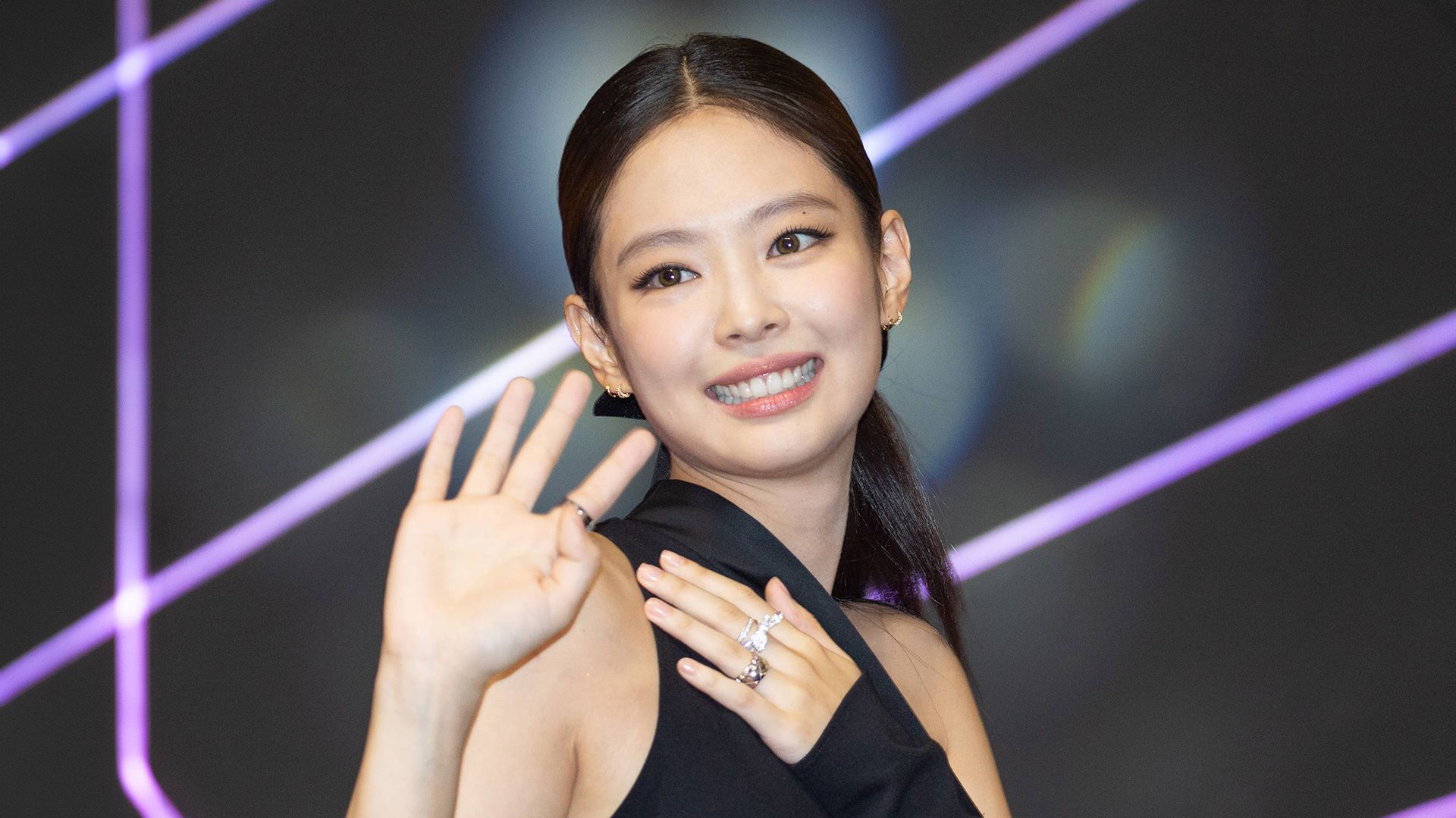 Find out more about Jennie's debut solo album 'Ruby'