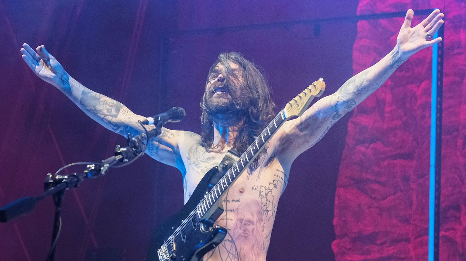 Biffy Clyro: Get to know about the Scottish rockers