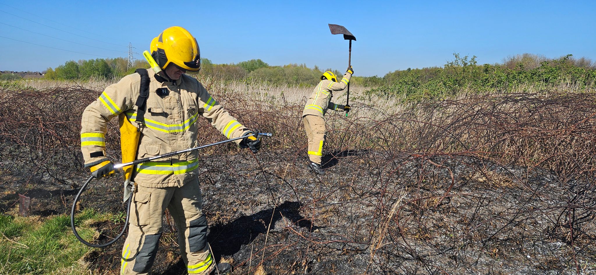 Fire crews on Merseyside tackle more than 500 grass fires in just six weeks