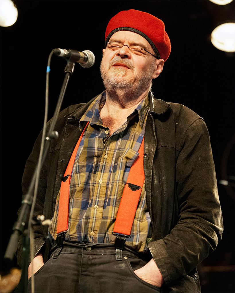 Pere Abu's David Thomas on stage in 2014