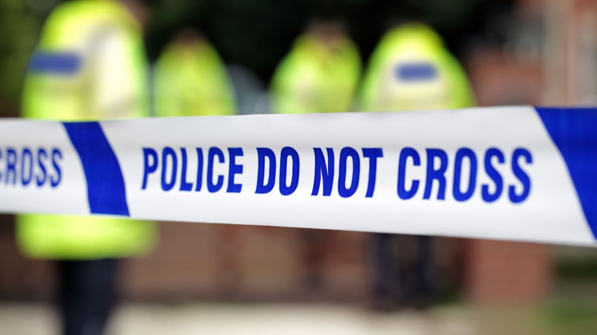 Bradford man dies after car crashes into wall | News - undefined