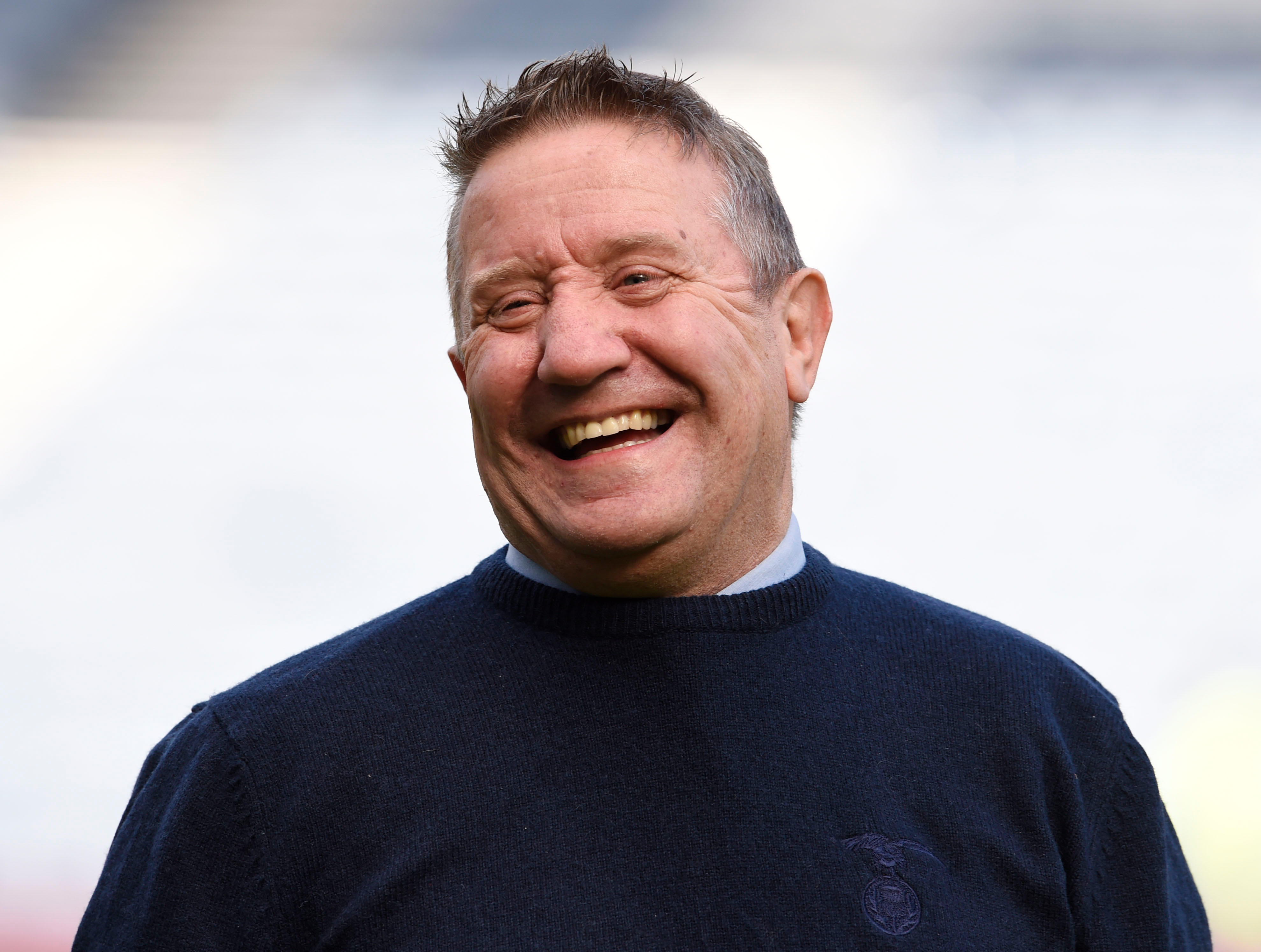 John Robertson Đôi Cánh Huyền Thoại Của Nottingham Forest – Huyền Thoại Không Thể Quên