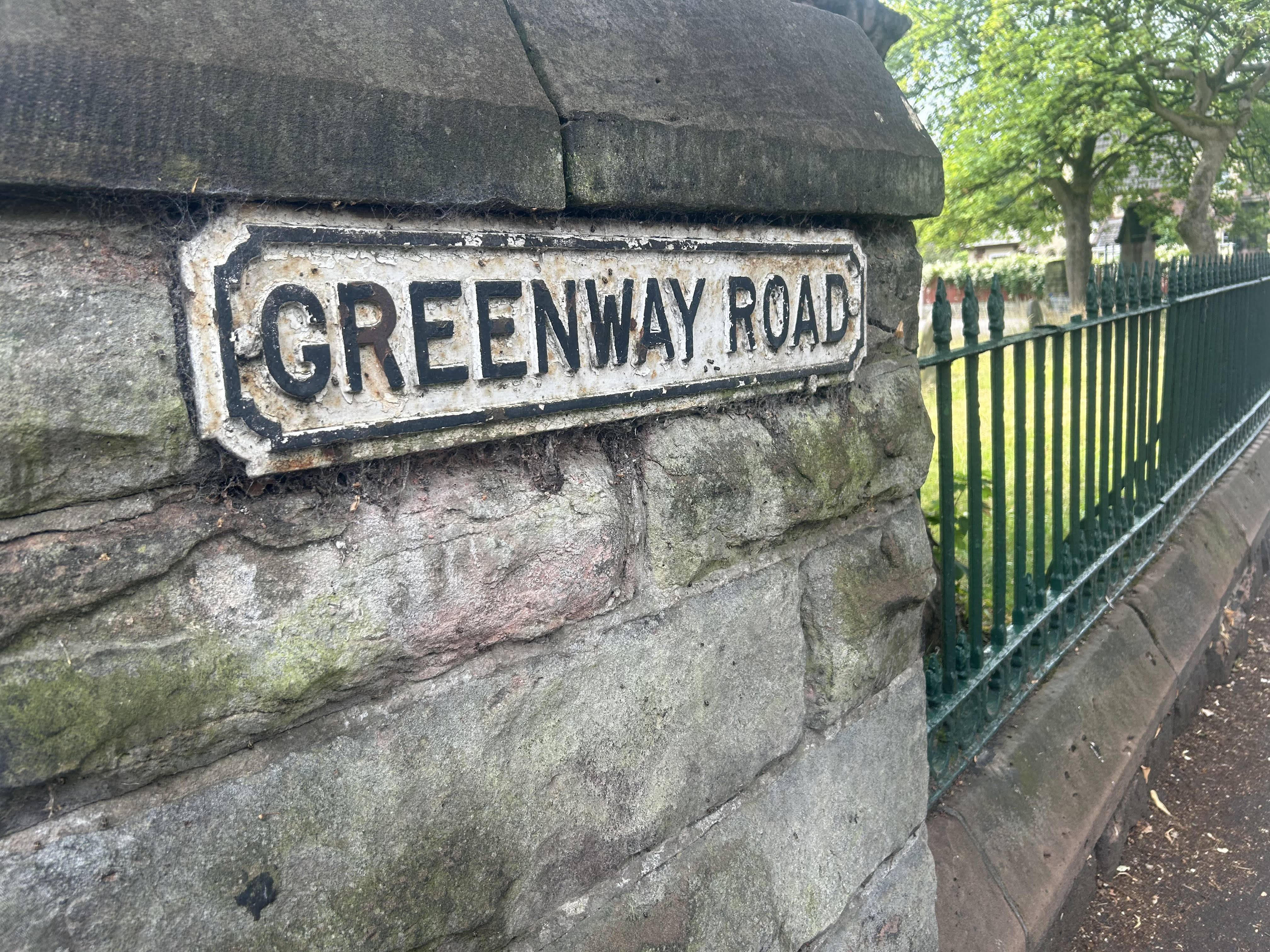 Residents on Runcorn road want meeting amid MPs claims street is ...