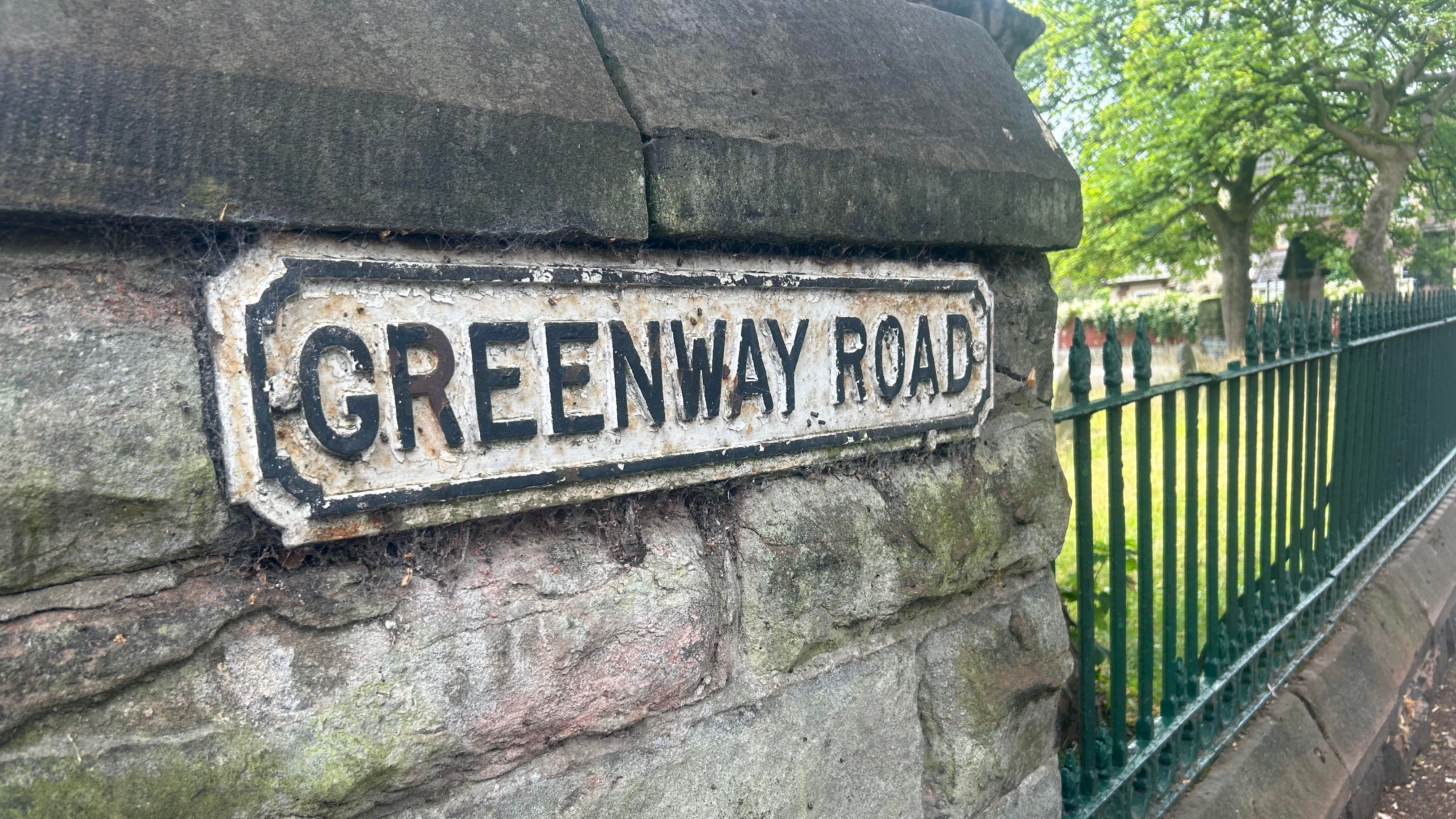 Residents on Runcorn road want meeting amid MPs claims street is ...