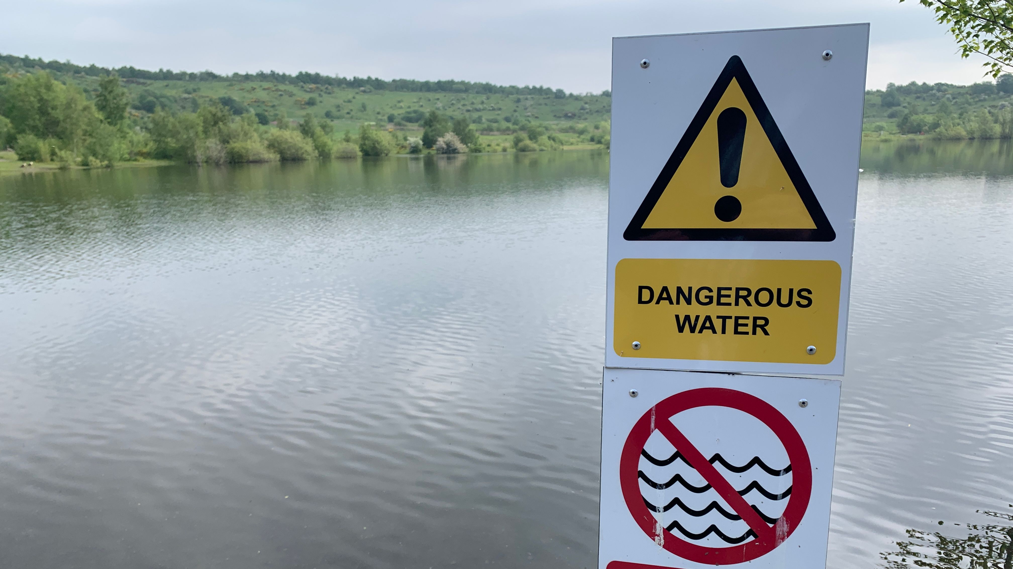 Water Rescue Ok Sign What you should do if someone gets into trouble in open water