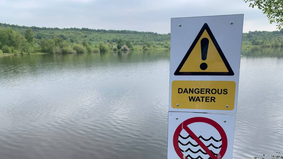 Water safety experts in Cornwall offer vital lifesaving advice | News - Hits Radio (Cornwall)