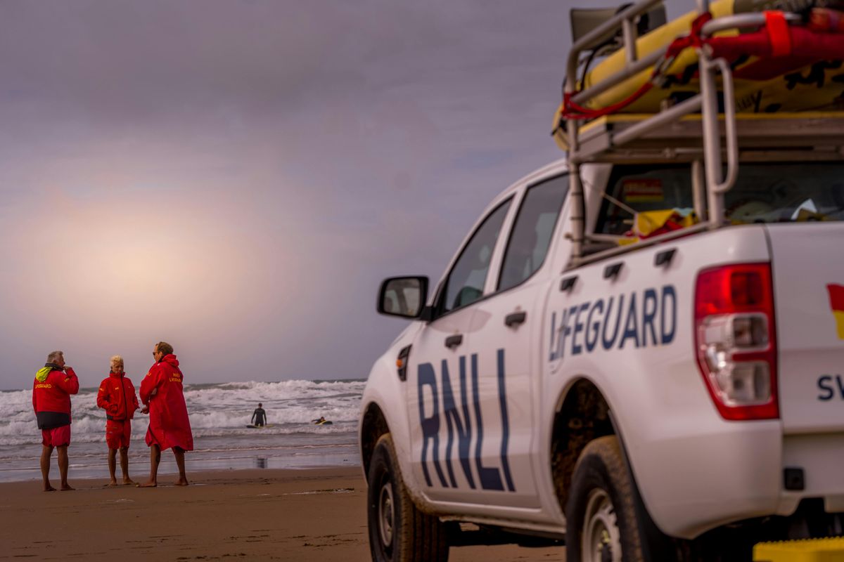Major rescue operation after climber falls from cliff in Cornwall