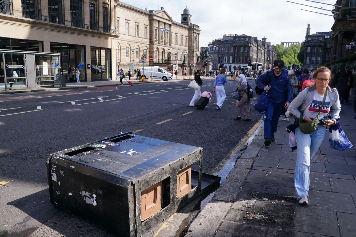 Strong winds from Storm Floris causing travel chaos