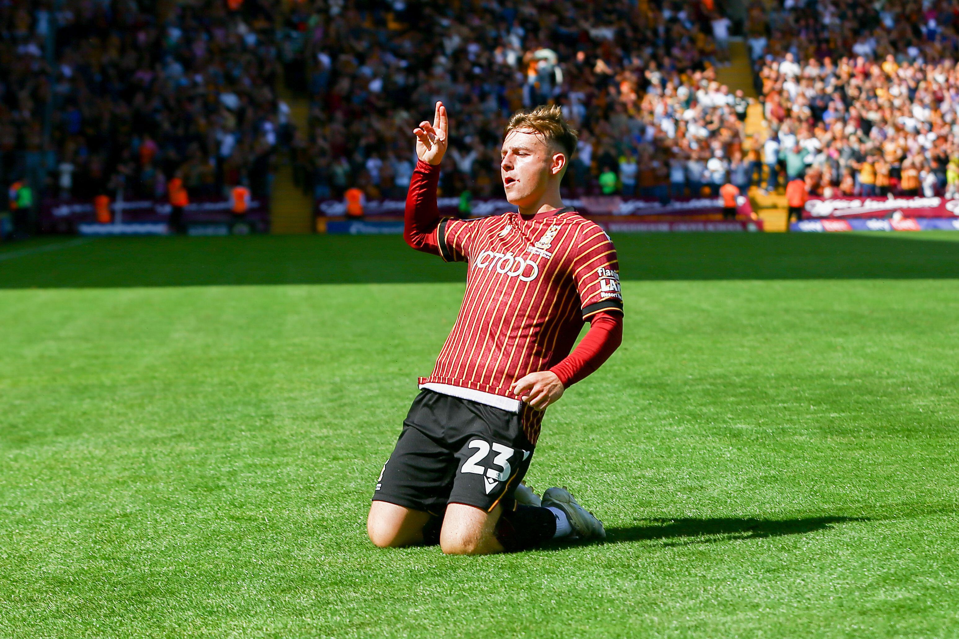 Bradford City's Bobby Pointon commits future to his hometown club ...