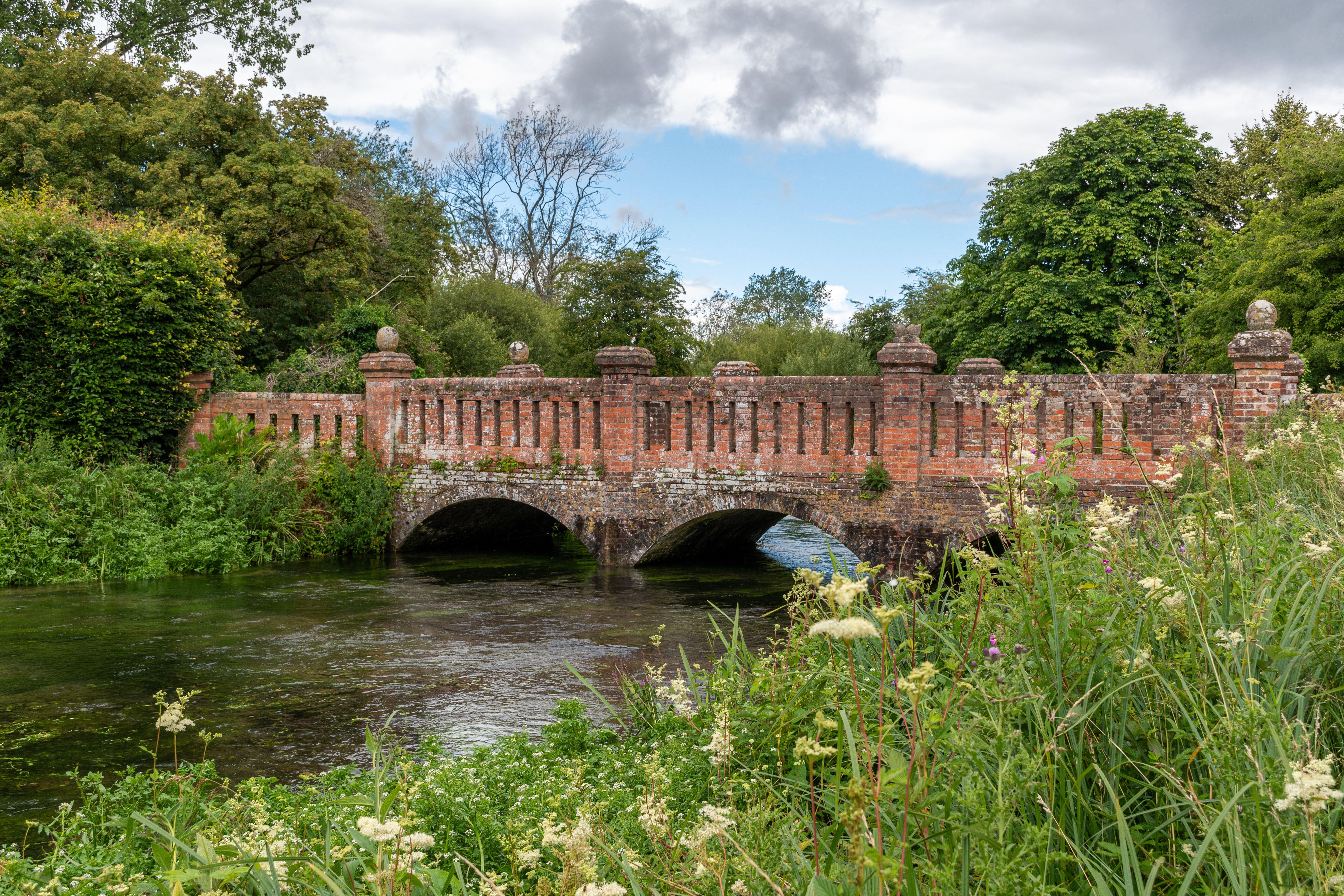 Basingstoke council leaders hit out at Southern water