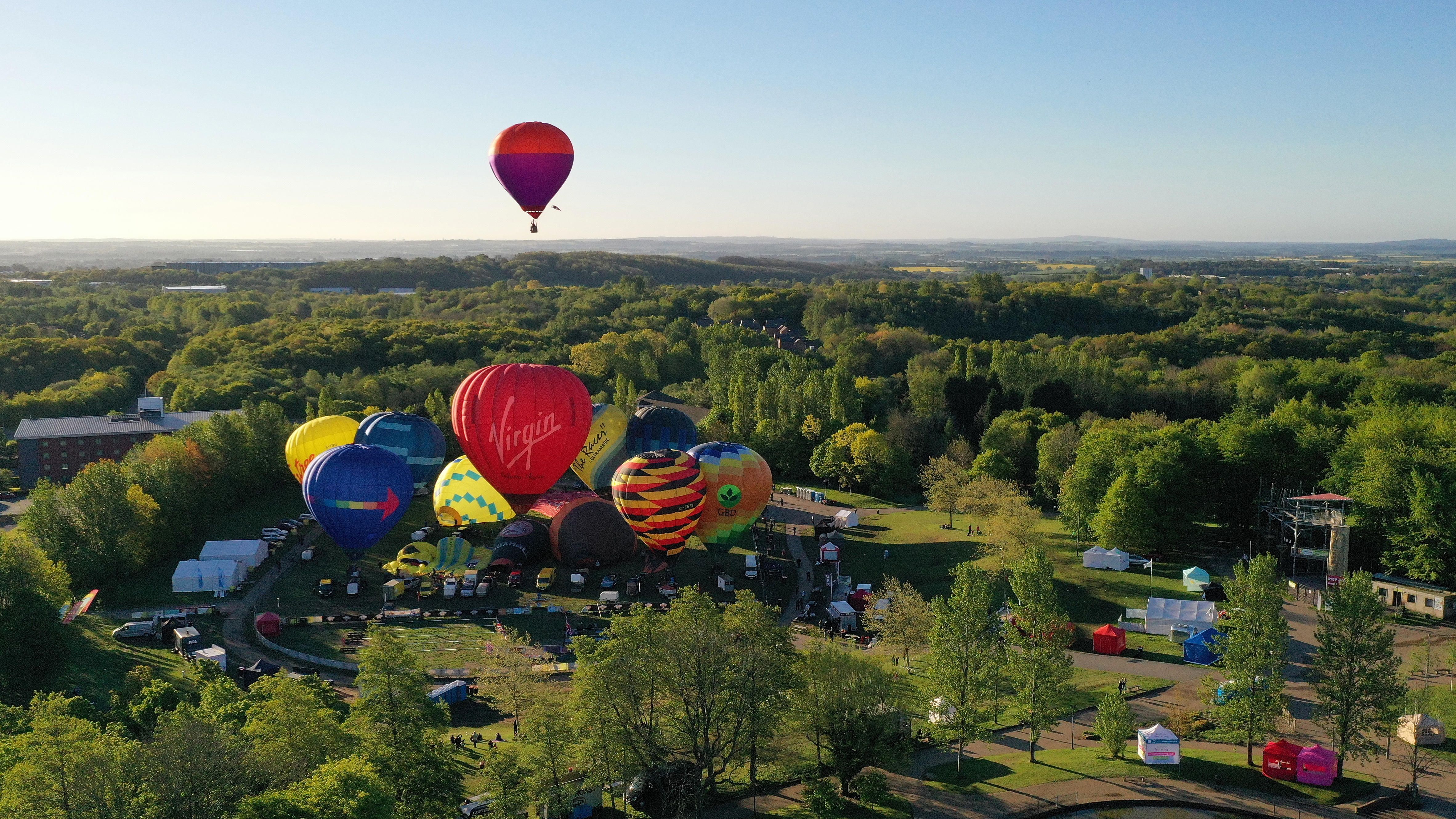 Telford Balloon Festival Lifts Off At Telford Town Park telford-balloon-festival-lifts-off-at-telford-town-park