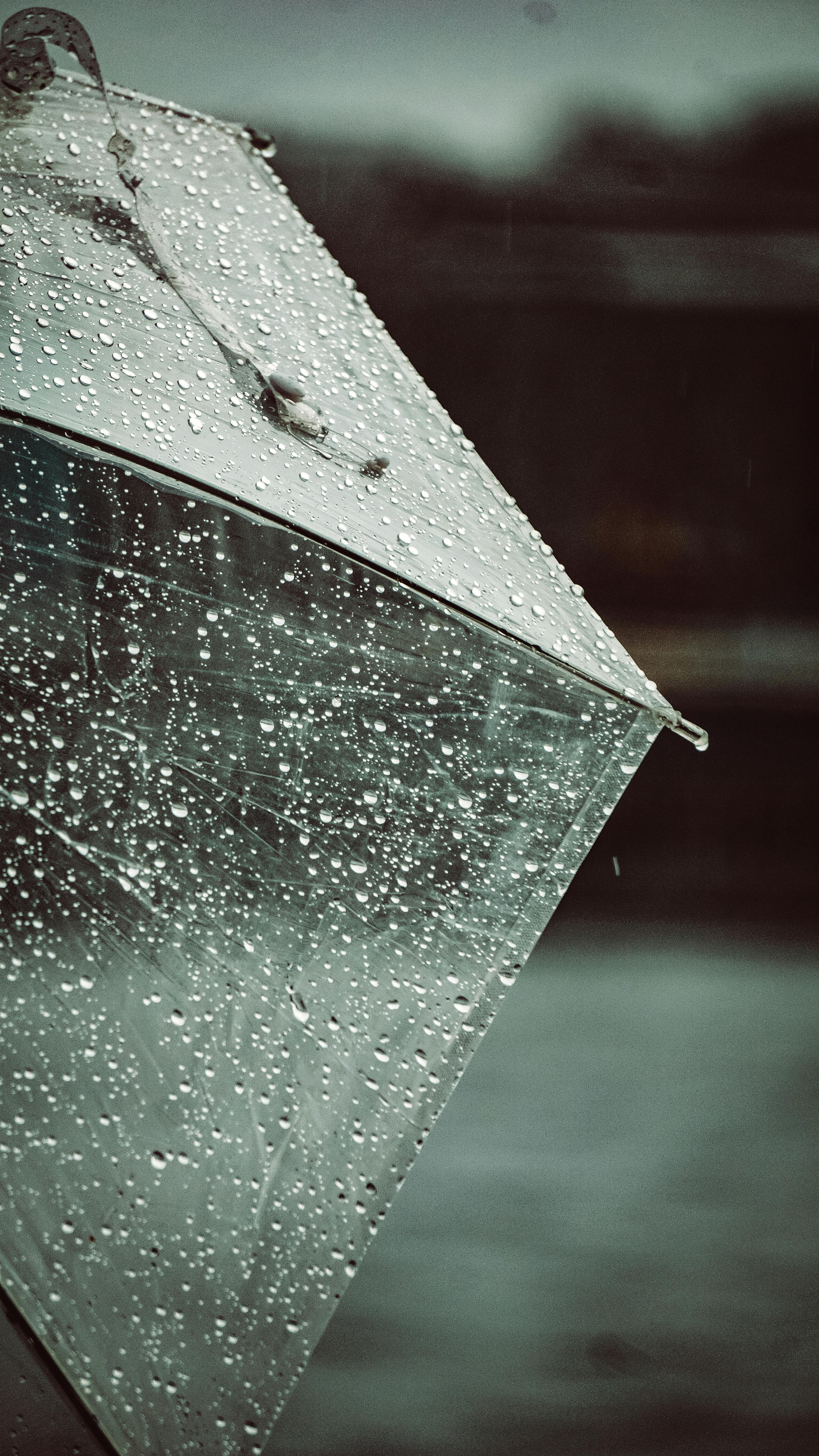 South West and Midlands braced for stormy weekend