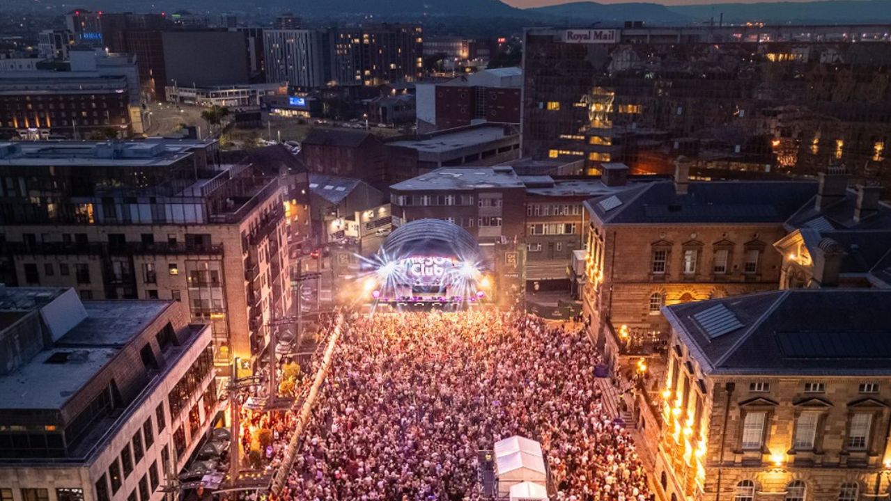 First TWO Shows Announced For The Summer Series At Custom House Sq first-two-shows-announced-for-the-summer-series-at-custom-house-sq