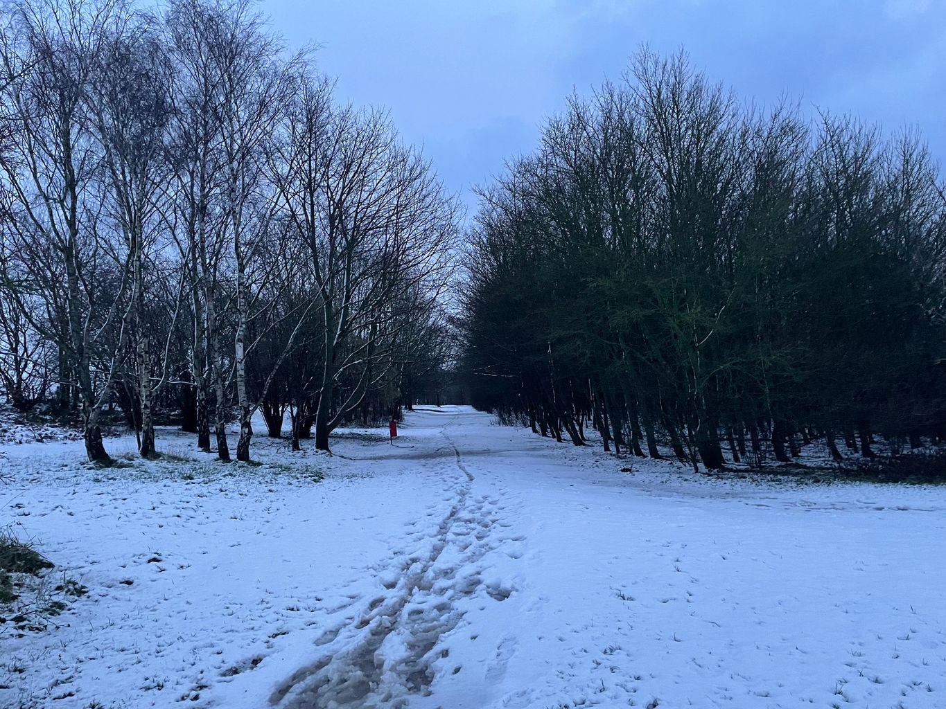 Weather alert for ice and flood warnings in place across East Midlands