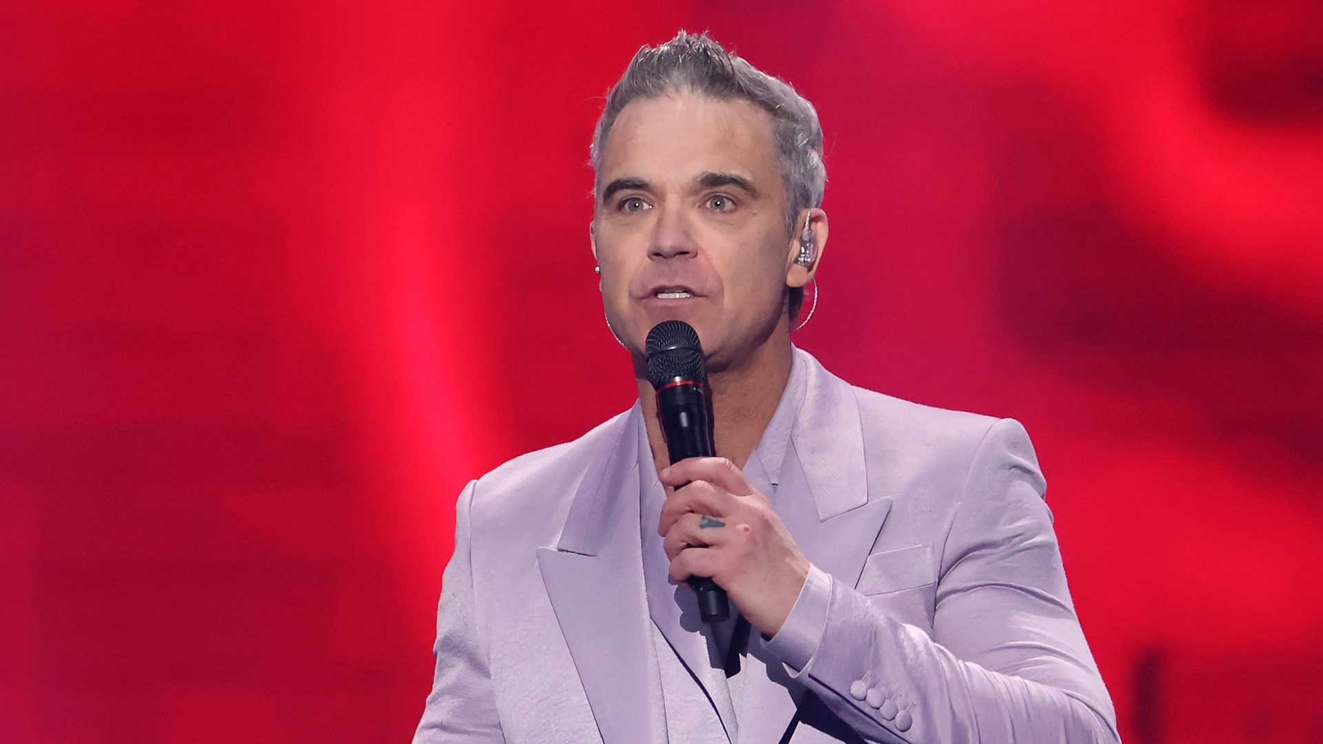 Robbie Williams releases 'All My Life' with the candid music video