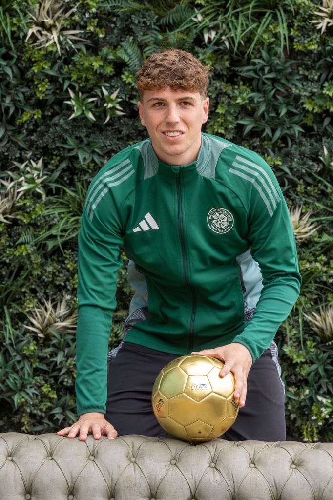 Engels stays at Celtic as £25m bid from Nottingham Forest rejected