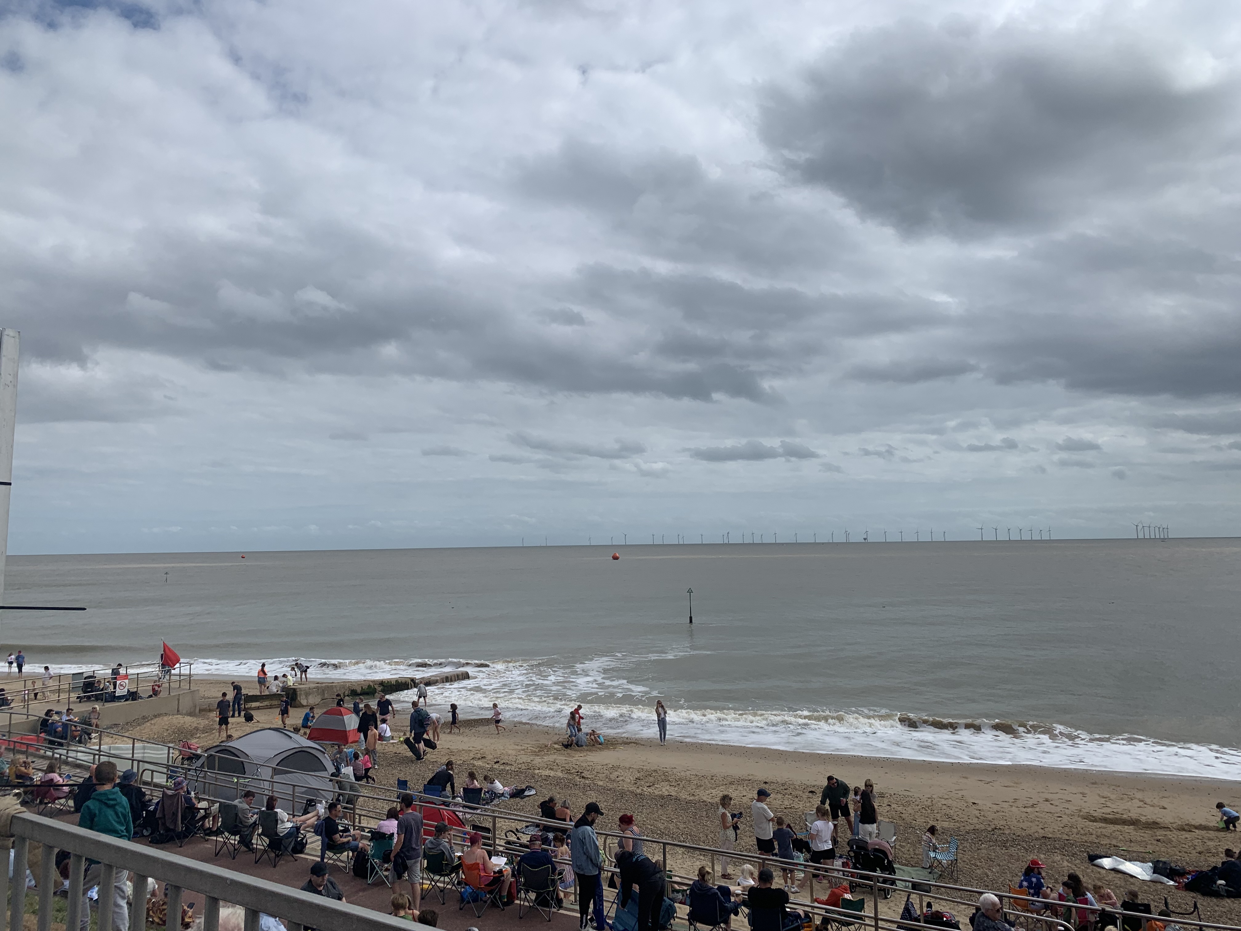 Flood alert for the Suffolk and Essex coast from Felixstowe to Clacton