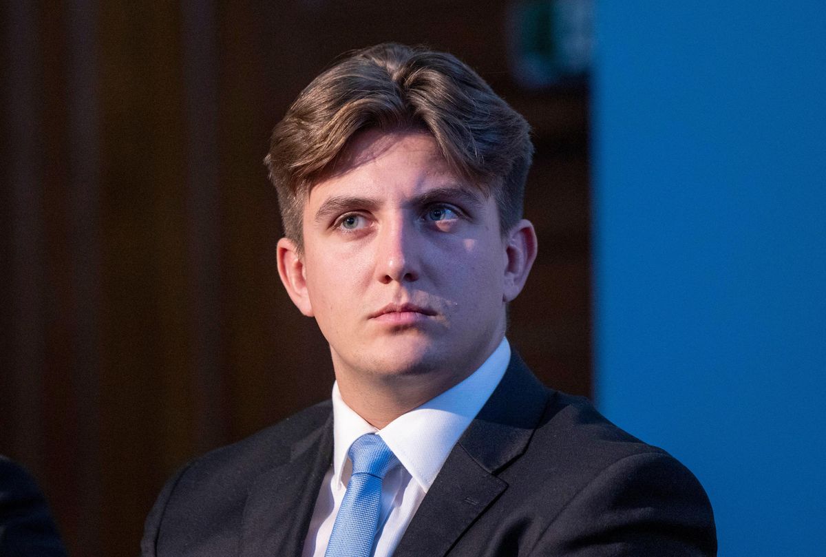 Warwickshire Council Leader George Finch faces vote of no confidence