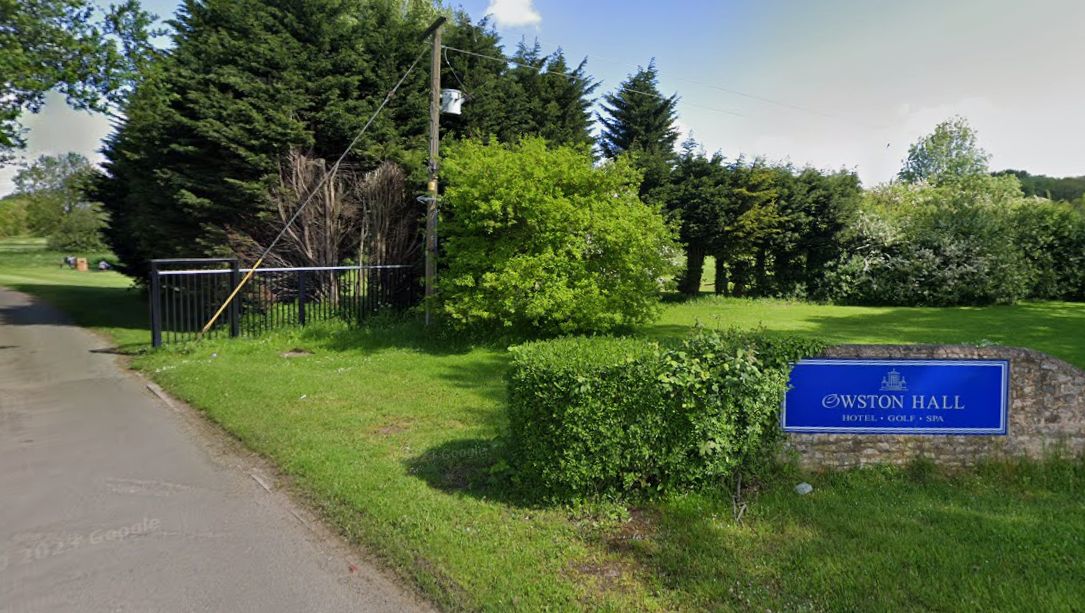 Child dies after being pulled from pond at Doncaster golf course | News -  Hits Radio (South Yorkshire)