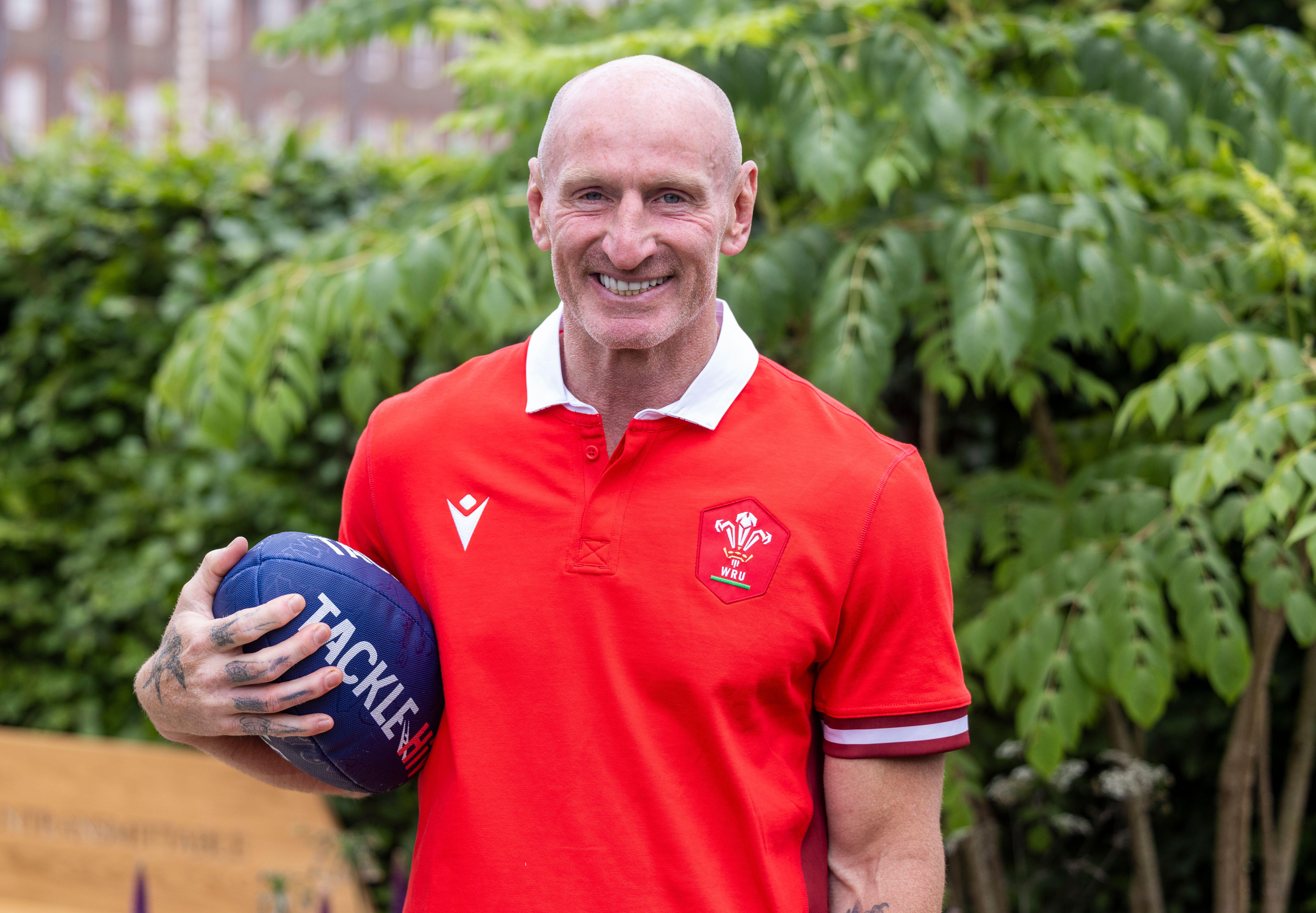 Rugby legend Gareth Thomas warns of hidden crisis in queer community
