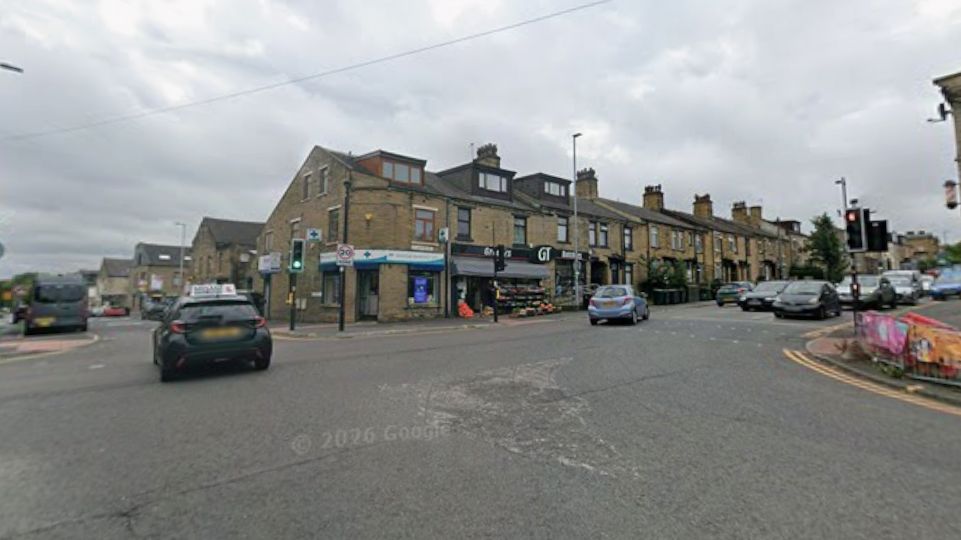 Driver arrested after Bradford crash leaves two injured | News - Hits ...