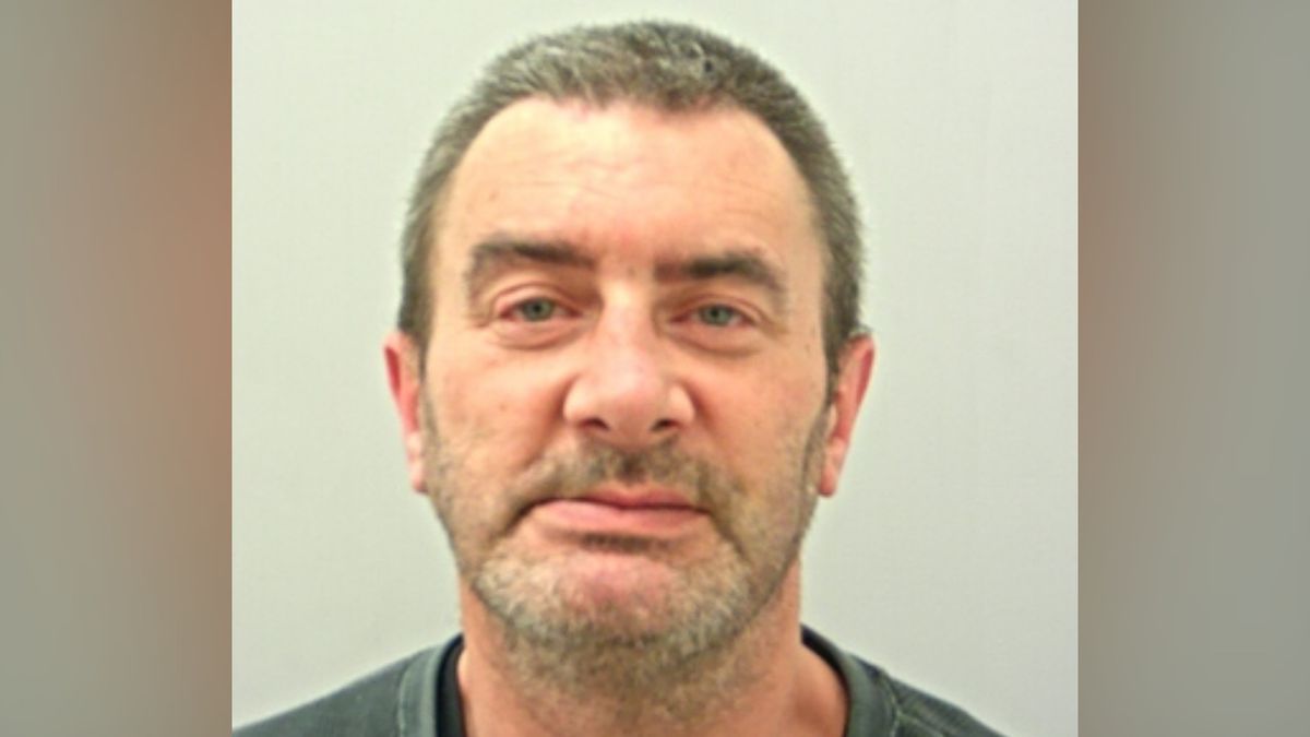 Burnley man jailed for sending sexual messages to girl he thought was ...