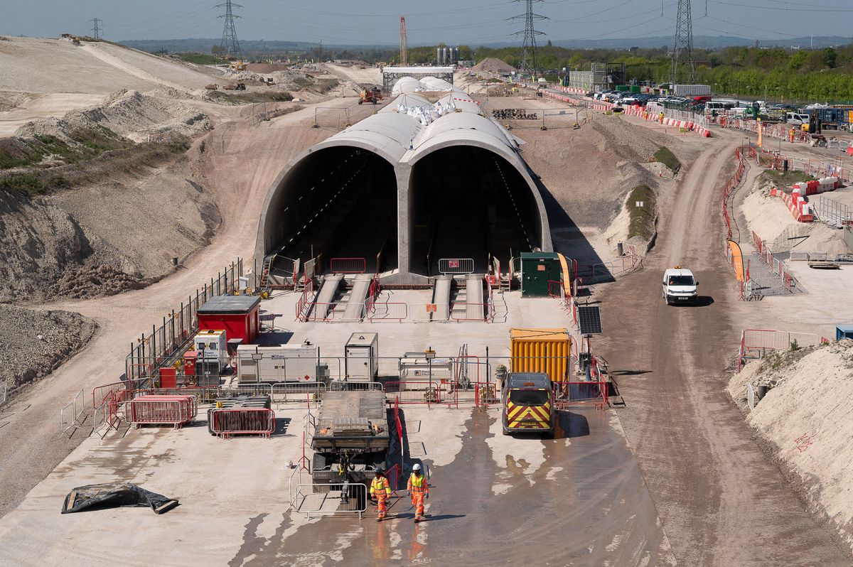 HS2 could cost more than £100 billion and may not open until 2039