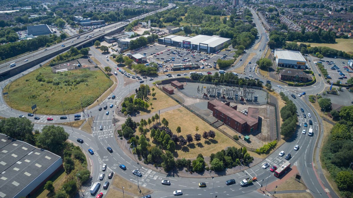 Man arrested after pursuit of stolen vehicle ends on M5 slip road