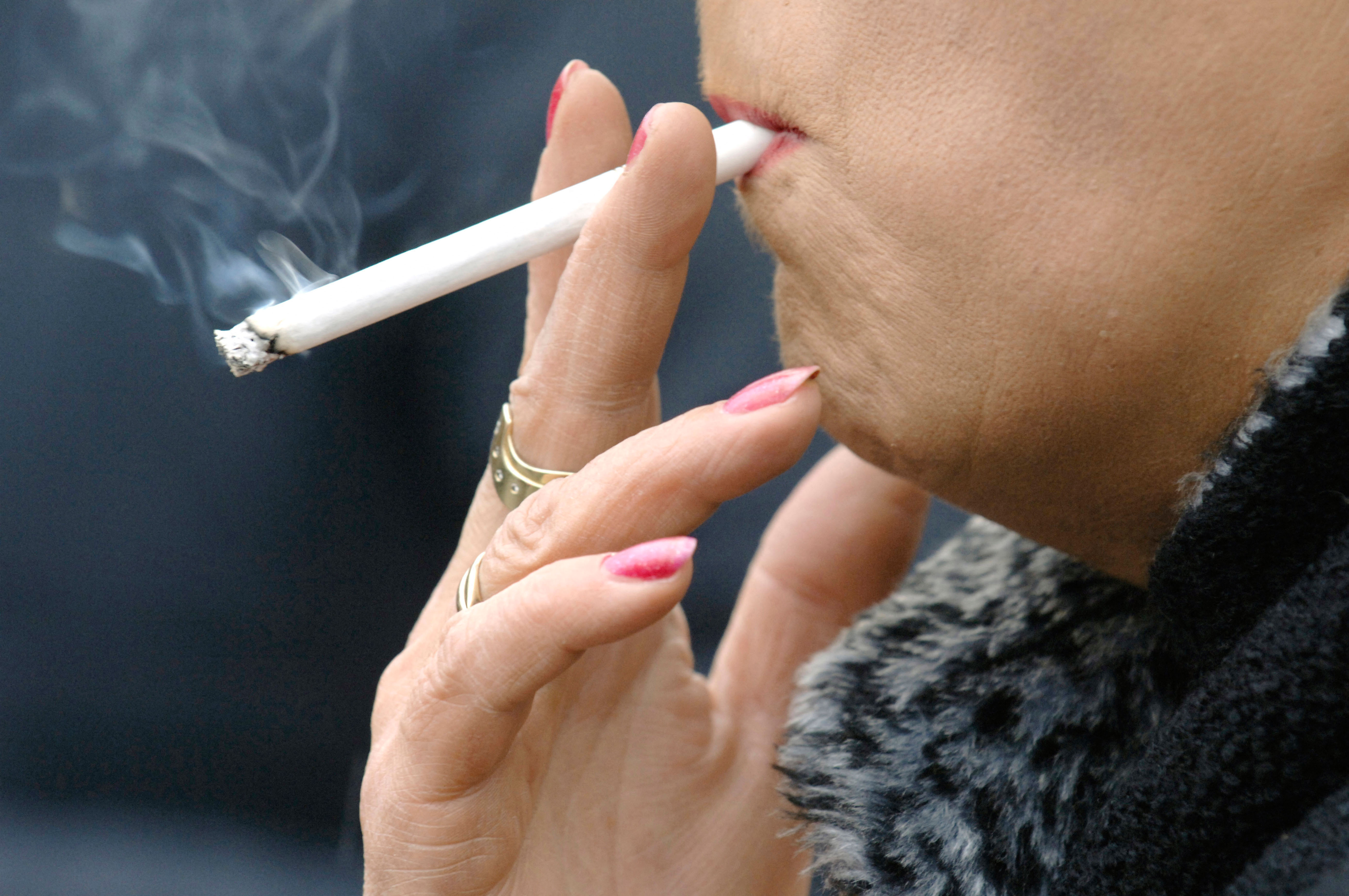how to buy a cigarette How to Buy Cigarettes in Japan: Convenience Stores, Vending Machines