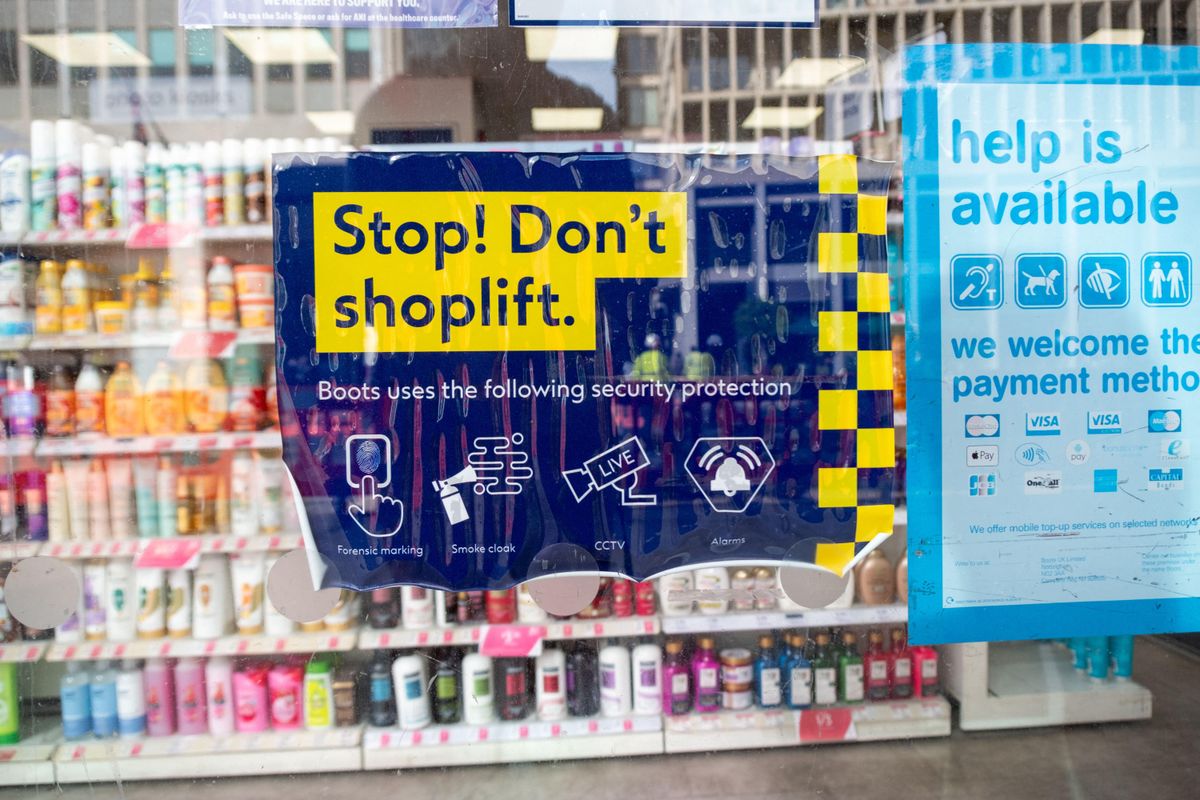 Met Police and retailers urge for reform to tackle shoplifting | News ...