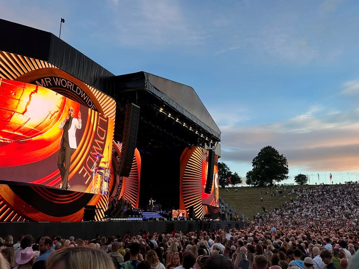 Pitbull brings the party to Roundhay Park