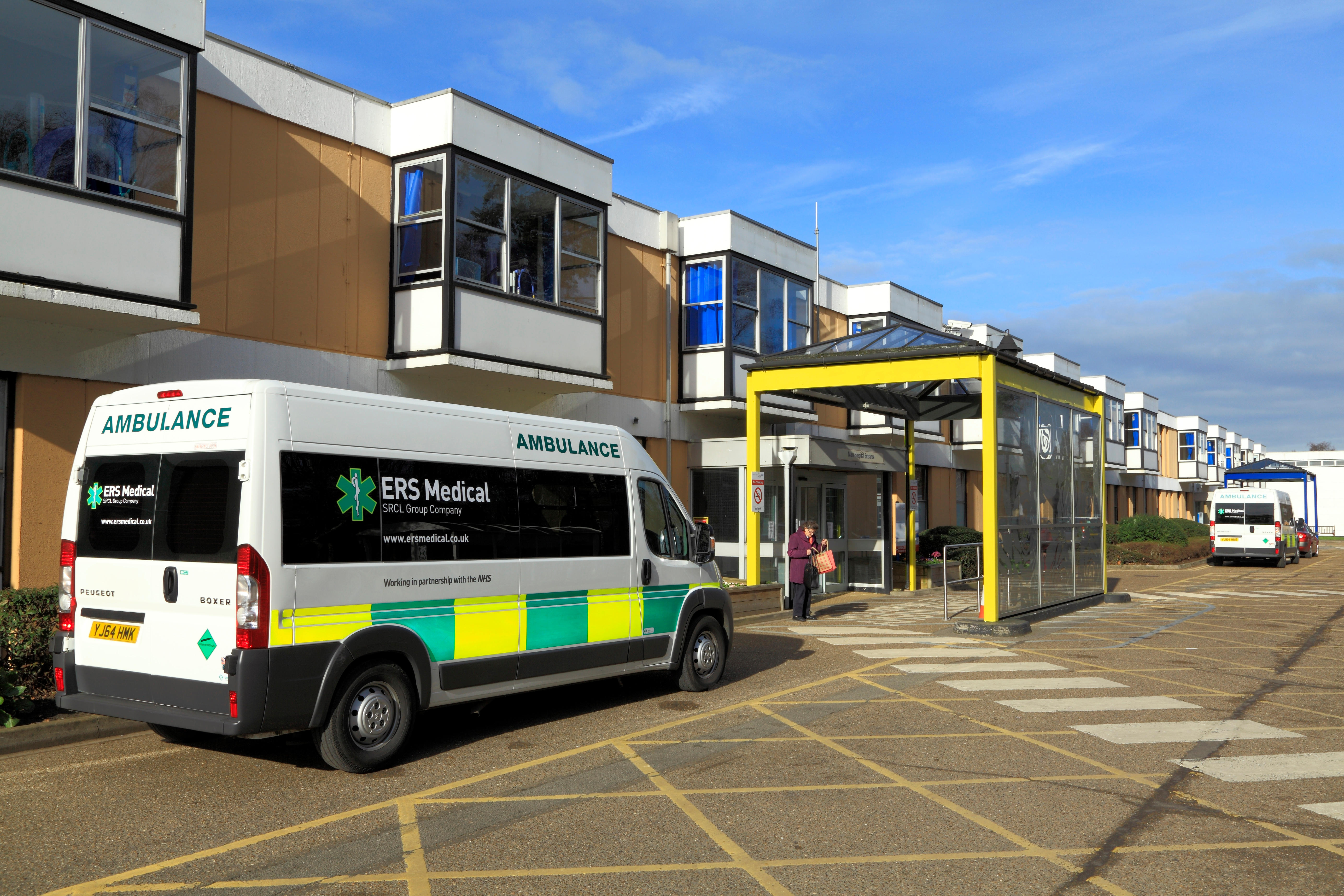 Cambridge University suspends student placements at King's Lynn hospital over standards concerns