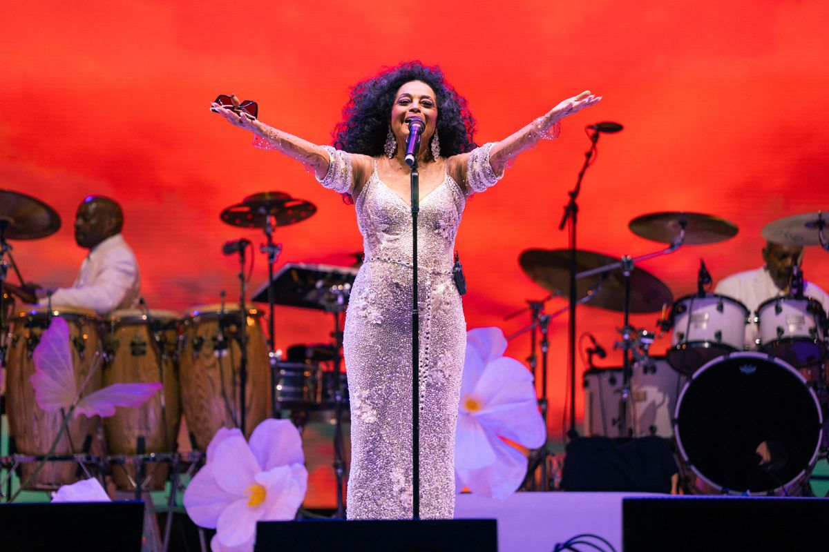 Diana Ross dedicates ‘special song’ to Pride crowd | News - Greatest ...