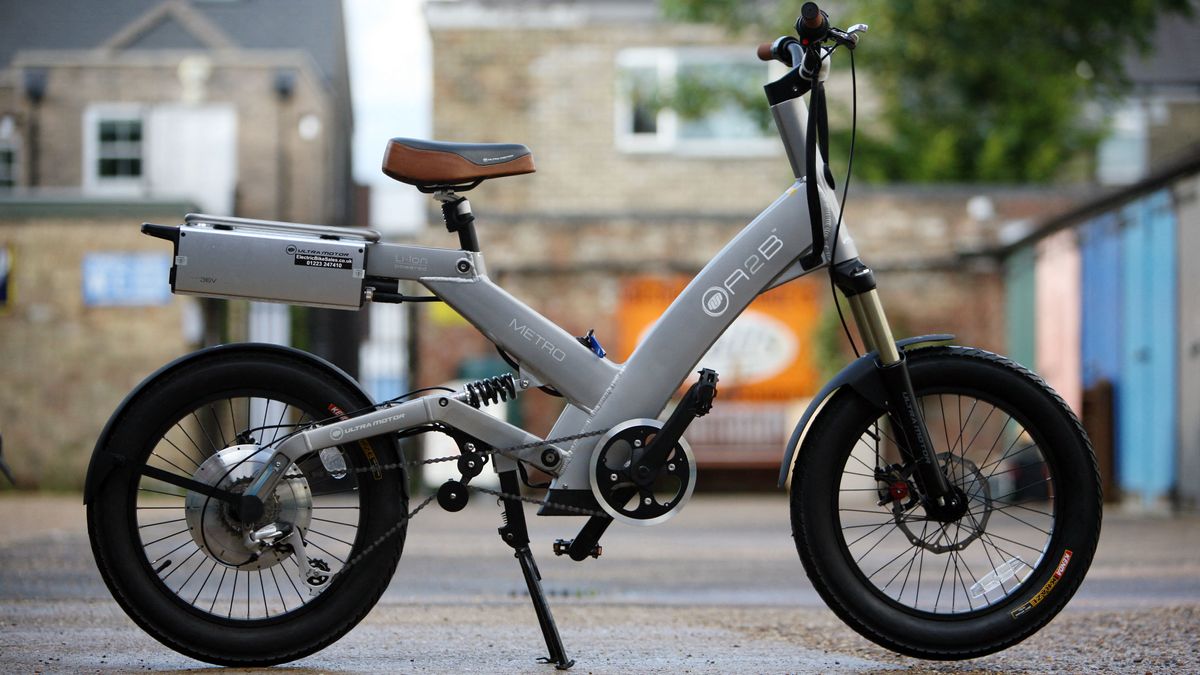 Police officer knocked over by e-bike... while responding to complaints about e-bikes