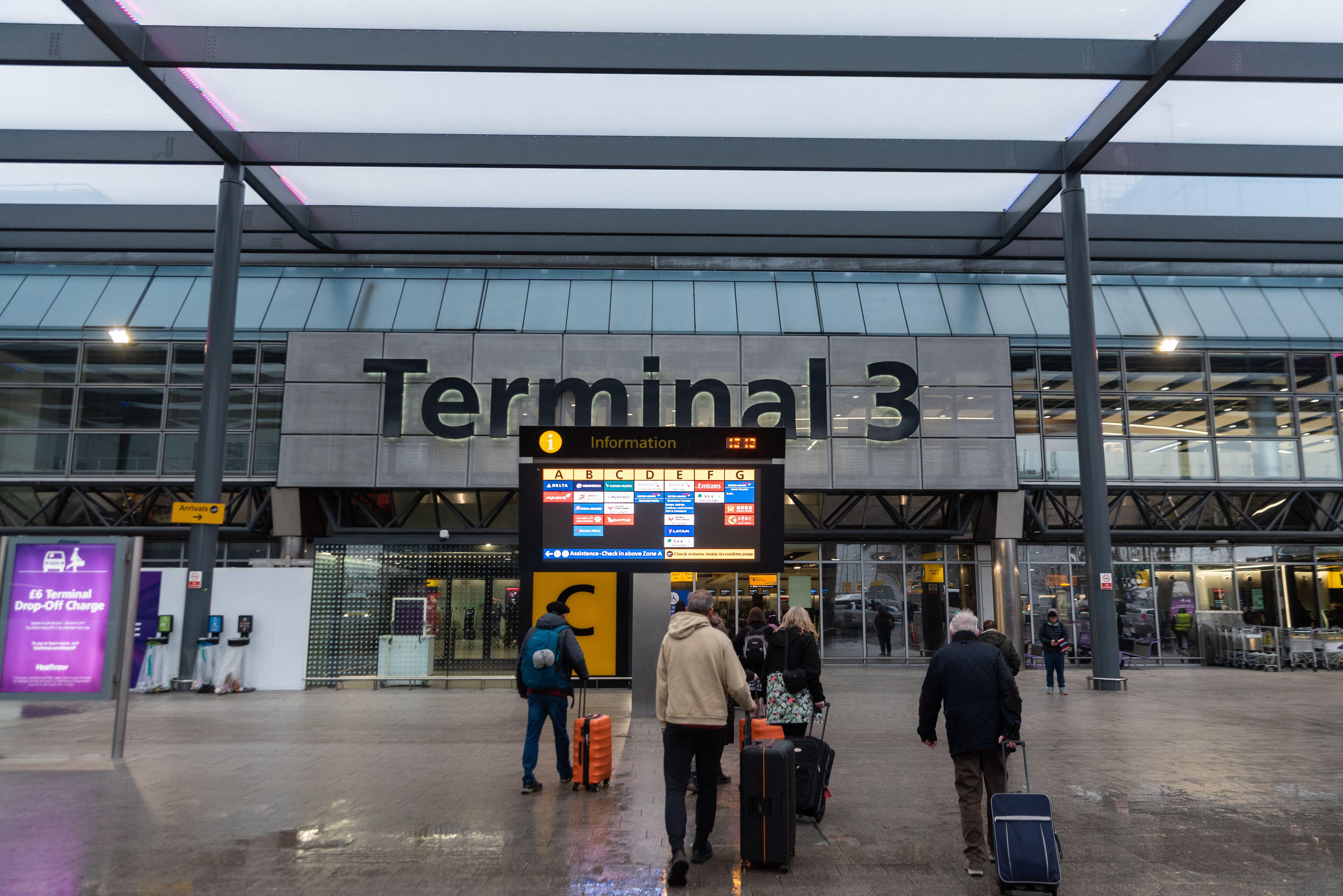 Travel disruption after Heathrow terminal flooding