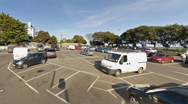 ‘Bournemouth is losing shoppers’: business owner launches fight for free parking