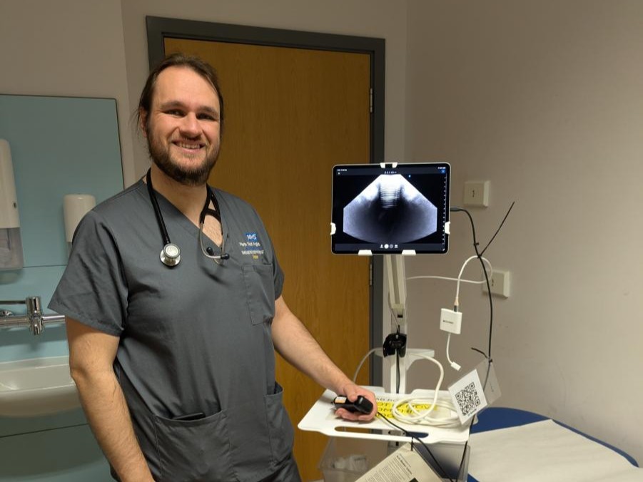 Peterborough hospitals first outside the US to use new handheld ultrasound scanner