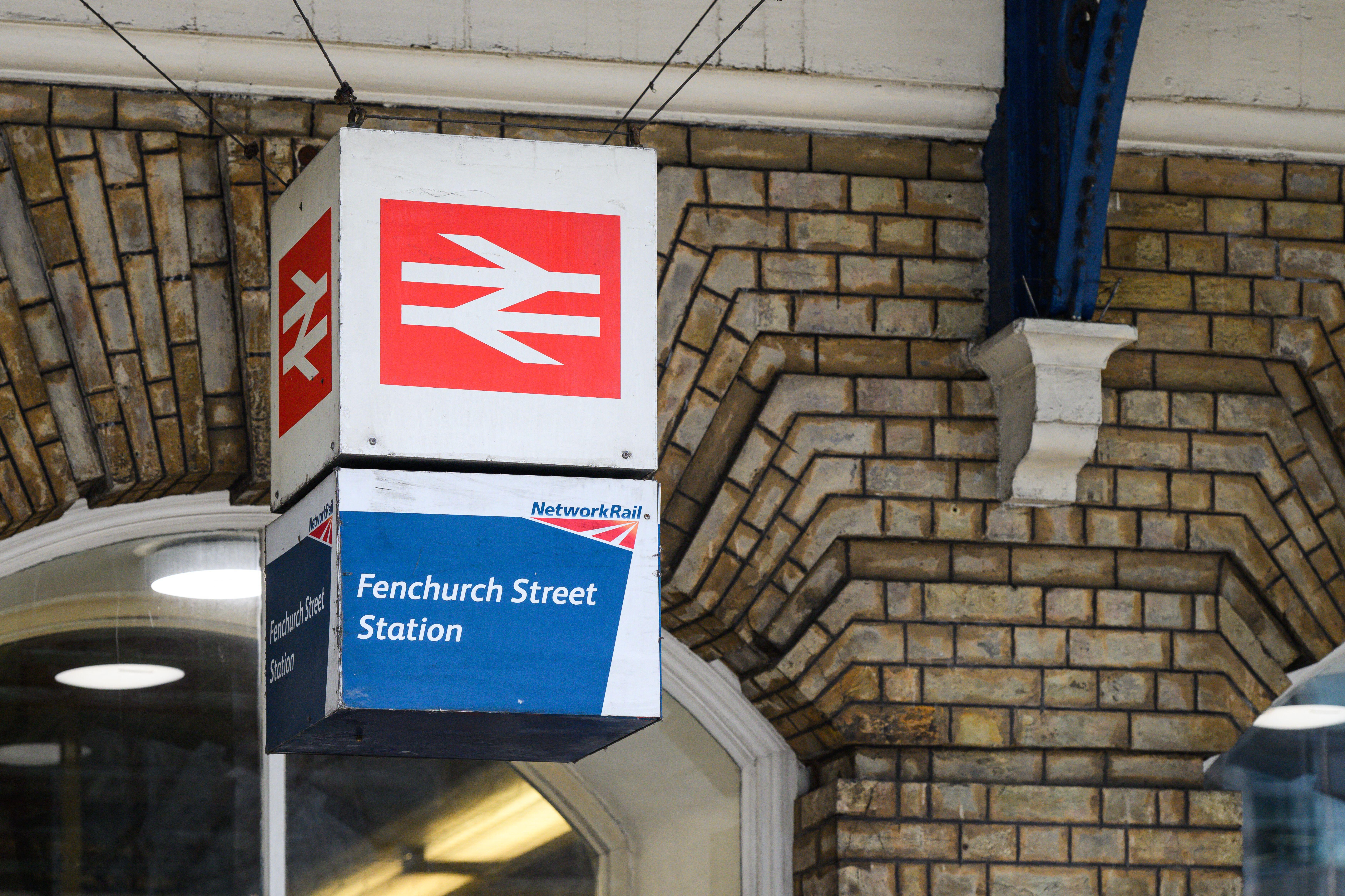 Bereaved military families to get free rail travel for Remembrance weekend