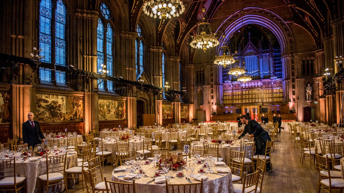 Manchester Town Hall to host weddings again after nearly a decade