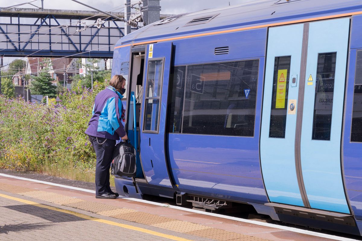 Photo: hellorayo.co.uk Train